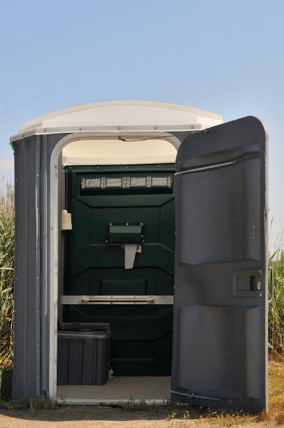 Portable Toilet Options We Offer in Eldridge, IA